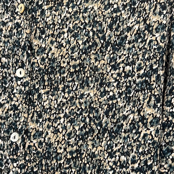 FLORAL & IVORY BOTTON DOWN SHIRT SZ LG - Picture 3 of 7